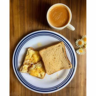 Toasted Bread + Plain Omelette + Tea Pot