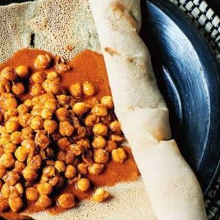 INJEERA & BEAN STEW.