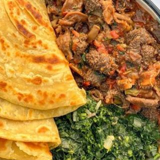 MATUMBO & 2 CHAPATIS.