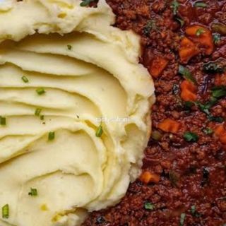 MASHED POTATOES & MINCED MEAT.
