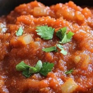 Tomato onion gravy