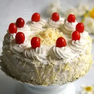 White Forest Cake 500 Gms
