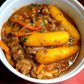 Kienyeji chicken  matoke