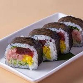Tuna Futomaki 