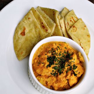 Chicken Curry and Naan