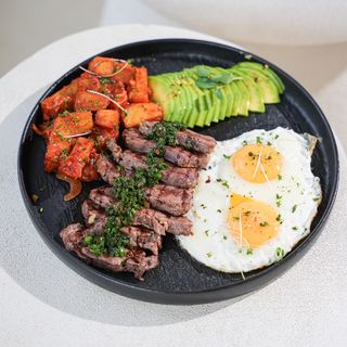 Sunrise steak & Egg