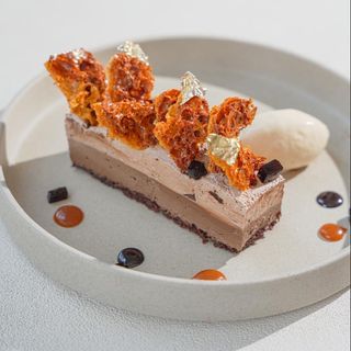Mocha mousse