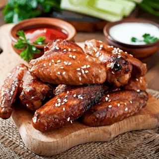 8 PC Sesame-Glazed Jamaican Jerk BBQ Chicken Wings