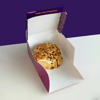 Snickers Cinnaroll
