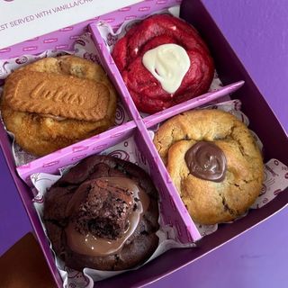 Chunky Cookies 4 Pcs