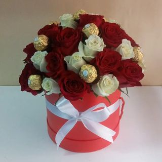Chocolate and roses arrangement