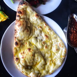  Buttered Tandoori (Nan)