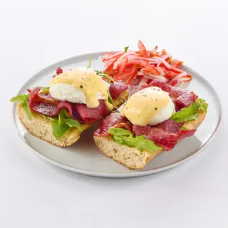 Bacon and Eggs bene