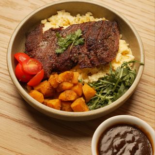 Steak & eggs bowl