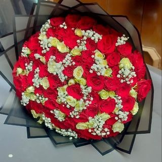 Blossoms red