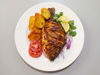 Tilapia Curry + Coconut Rice+ 350 ml cock