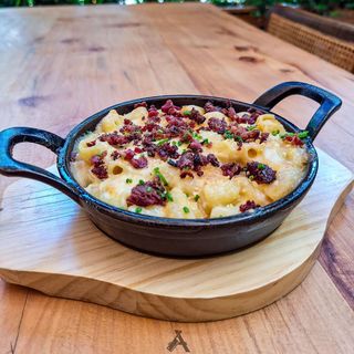 Mac & Cheese (With Bacon Bits)