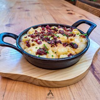 Mac & Cheese (With Bacon Bits)