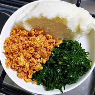 Ugali Sukuma and eggs