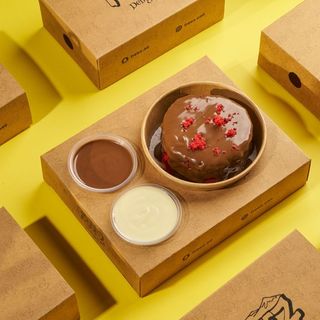 Molten Redvevet Cake