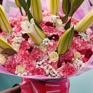 Pink carnation bouquet