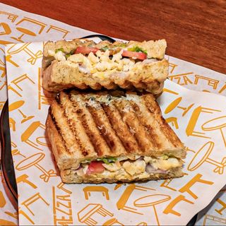 Egg Breakfast Sandwich