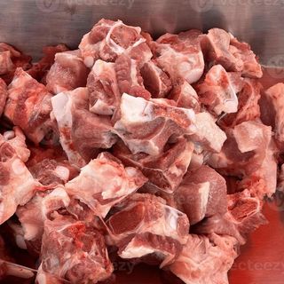 1Kg Raw Pork Meat with Skin
