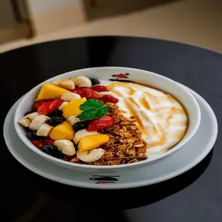 Fruit Yoghurt Bowl with Granola