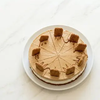 Biscoff Lotus cheese whole cake