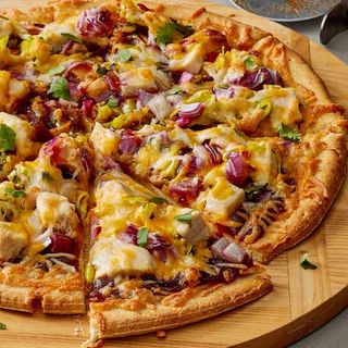 BBQ CHICKEN  PIZZA - Medium