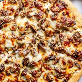 MUSHROOM PIZZA