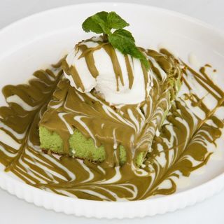 Pistachio Lava Cake
