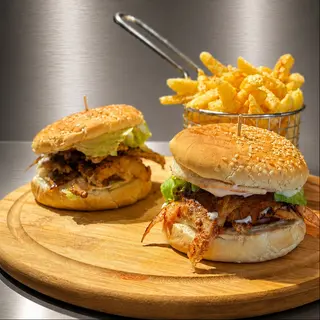 Twin Classic Burger - Chips