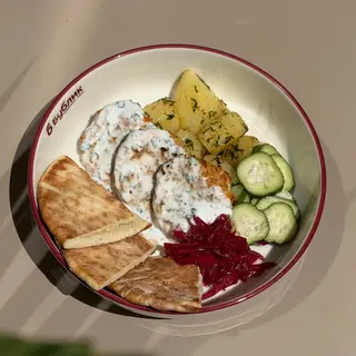 Боул с куриным кюфта (400гр)