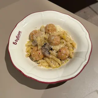 Куриный митболы с пенне (450гр)