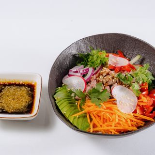 Poke bowl мясной (330 гр.)