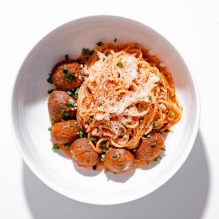 Спагетти с говяжьими фрикадельками (330г)