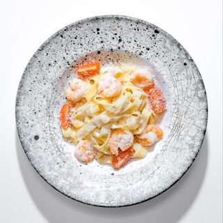 Фетучини с креветками (350г)