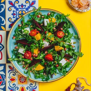 Салат свекольный с рукколой (250 гр.)