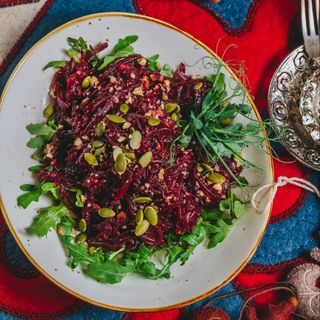 Салат "Свекольный с орехами" (250 гр.)