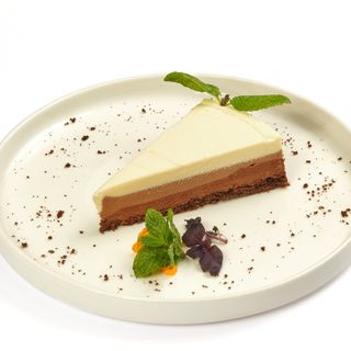 Три шоколада