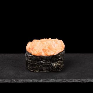 Острые суши креветка (1шт/30г)