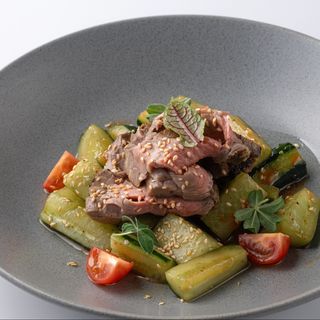 Битые огурцы с ростбифом (350 гр.)