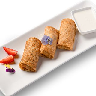 Блины с творогом и изюмом (250 гр.)