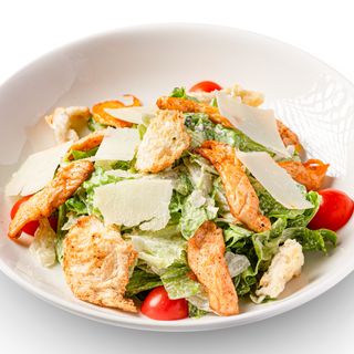 Салат "Цезарь с курицей"