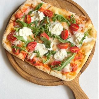 Пицца со Страчателой