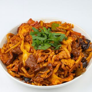 Босо лагман с курицей и грибами