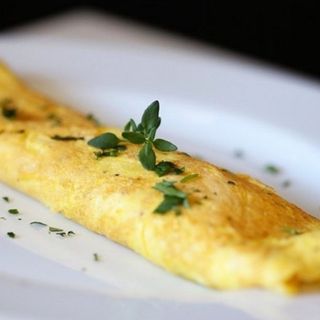 Омлет  с грибами и шпинатом 