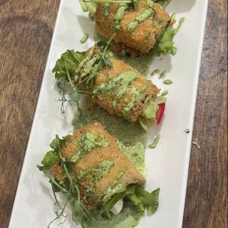 Хрустящие рулеты из баклажан