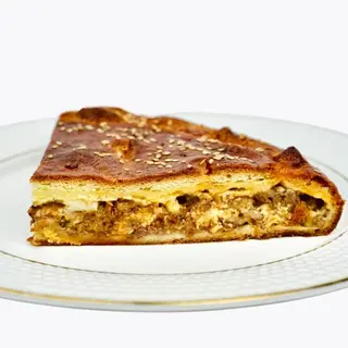 Пирог лазанья с курицей кусочек